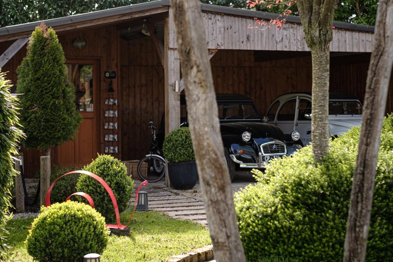 Le Domaine Des Pres Verts Suites & Chambres Avec Jacuzzi Privatif Jouey Exteriör bild