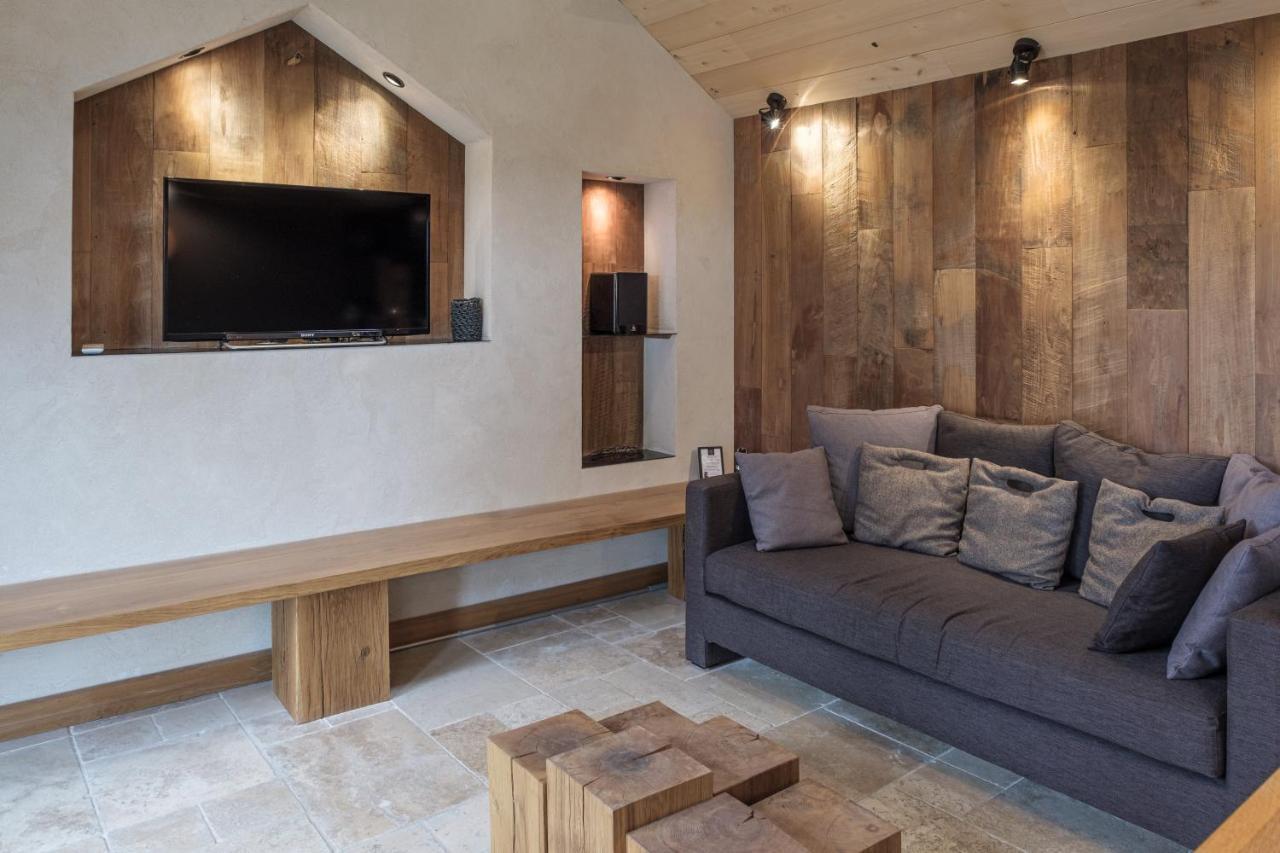 Le Domaine Des Pres Verts Suites & Chambres Avec Jacuzzi Privatif Jouey Exteriör bild