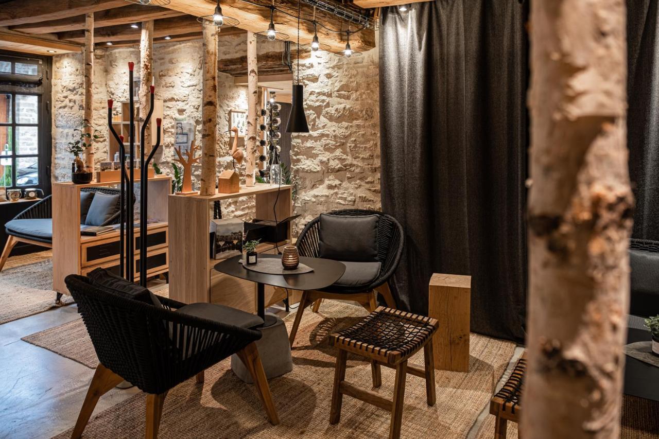 Le Domaine Des Pres Verts Suites & Chambres Avec Jacuzzi Privatif Jouey Exteriör bild