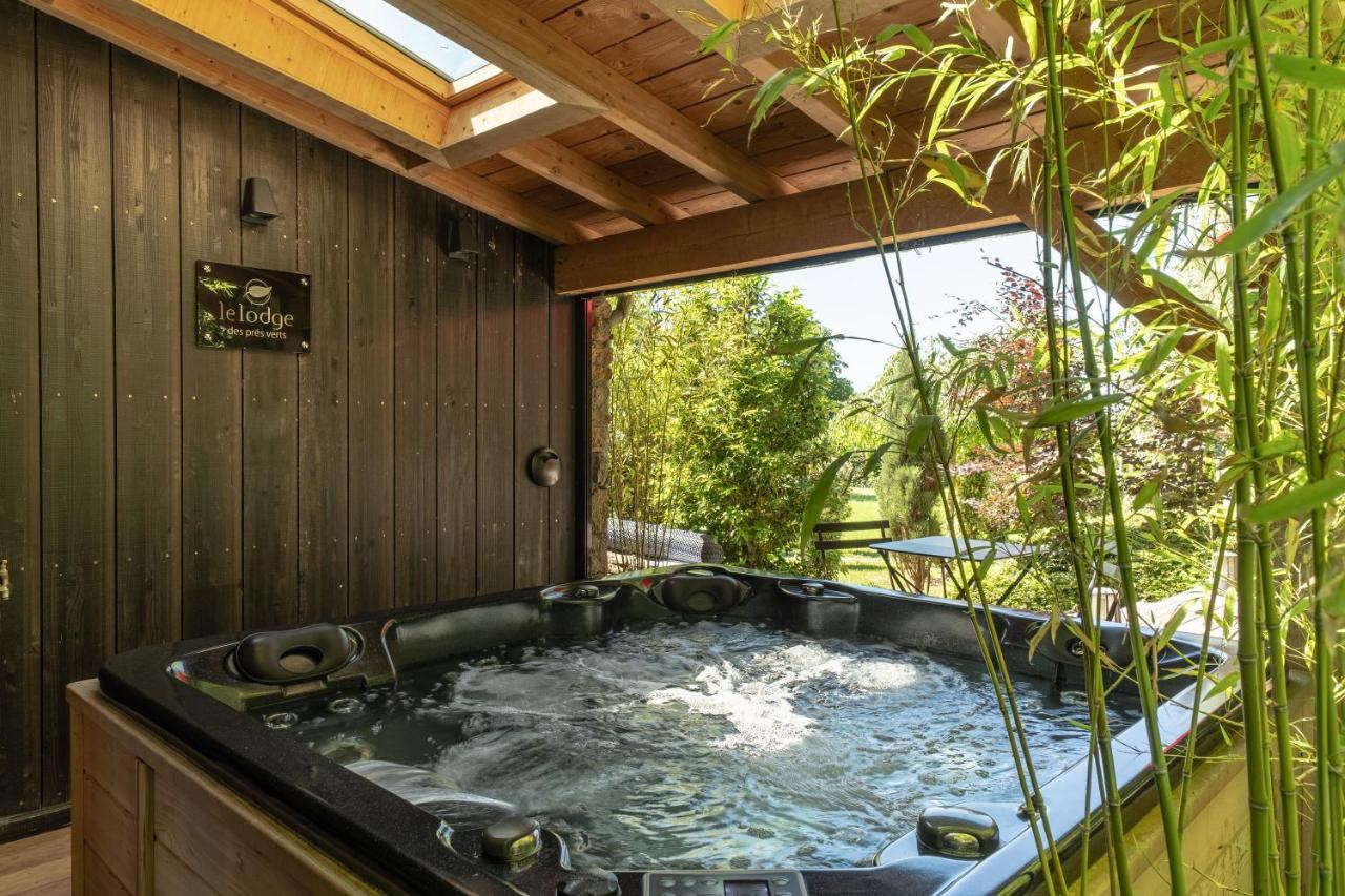 Le Domaine Des Pres Verts Suites & Chambres Avec Jacuzzi Privatif Jouey Exteriör bild